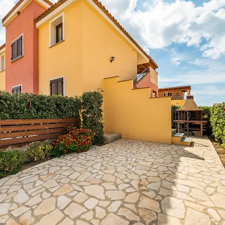 Mattia House *