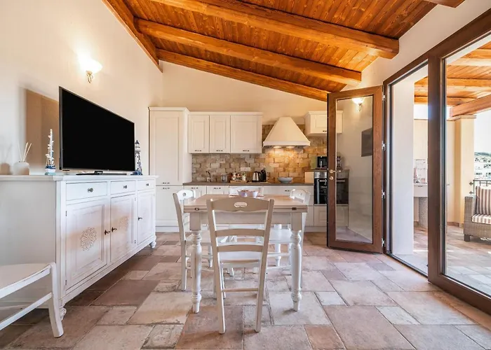 Semesterbostad Mattia House *